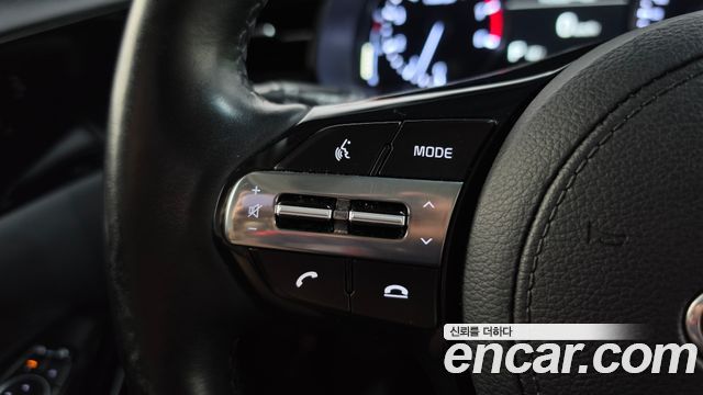 Kia K7 2020 — photo 22