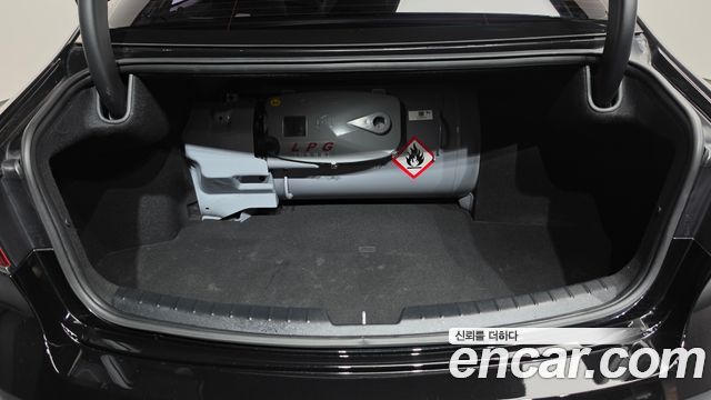 Kia K7 2020 — photo 25