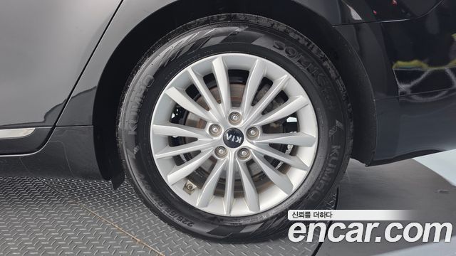 Kia K7 2020 — photo 7