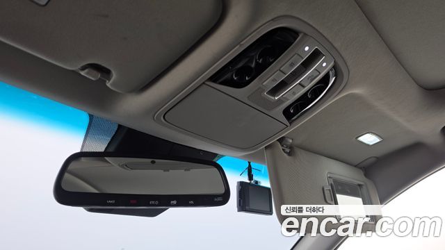 Kia K7 2020 — photo 27
