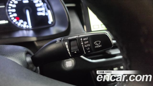 Kia K7 2020 — photo 30