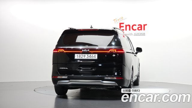 Kia Canival 2022 — photo 4