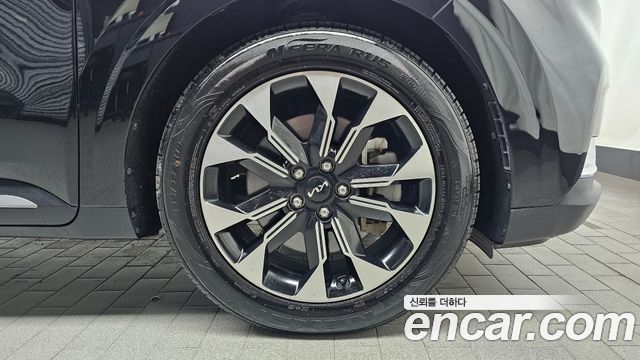 Kia Canival 2022 — photo 7