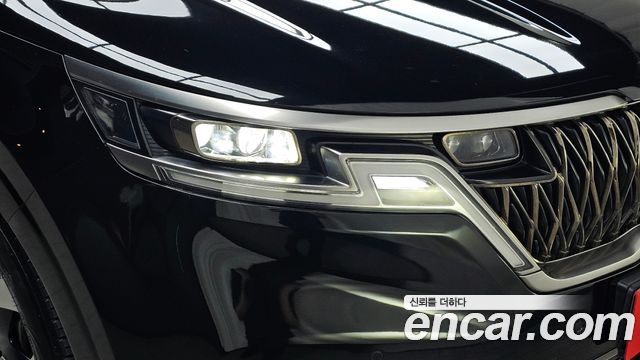 Kia Canival 2022 — photo 8