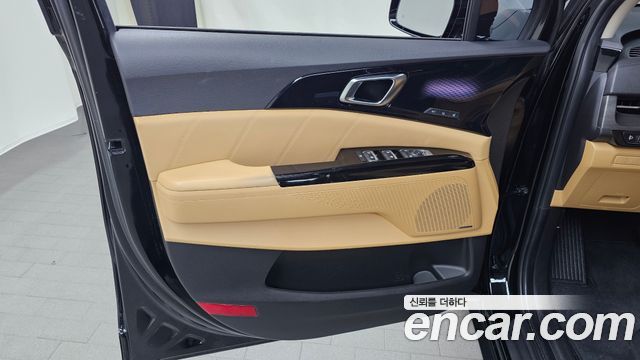 Kia Canival 2022 — photo 14