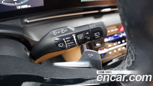 Kia Canival 2022 — photo 27