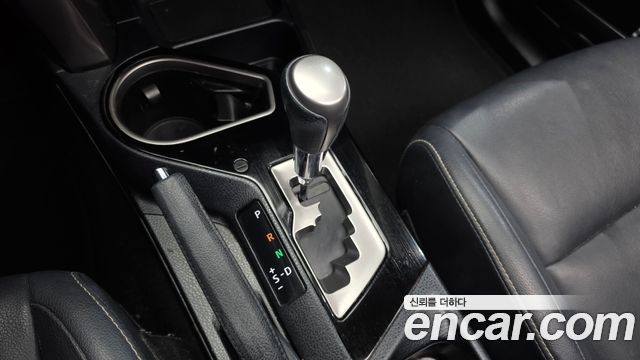 Toyota RAV4 2018 — photo 9