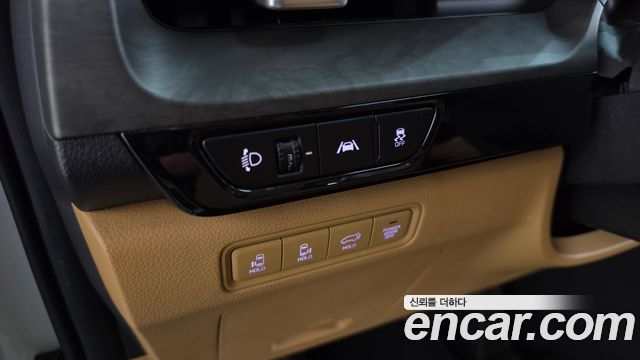 Kia Canival 2023 — photo 25