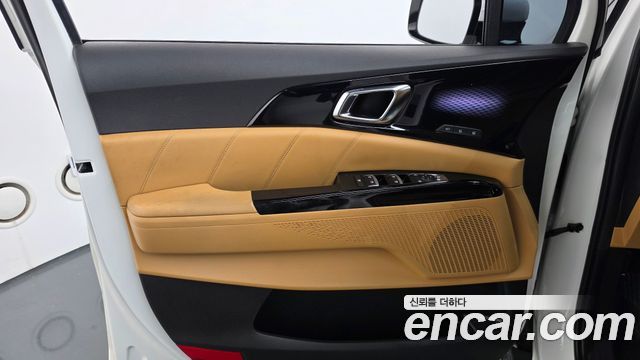 Kia Canival 2023 — photo 14