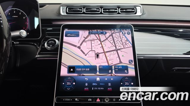Mercedes-Benz S-Class 2021 — photo 18