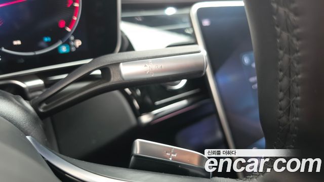 Mercedes-Benz S-Class 2021 — photo 24