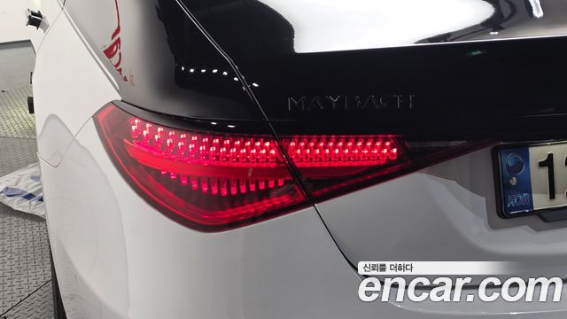 Mercedes-Benz S-Class 2021 — photo 9
