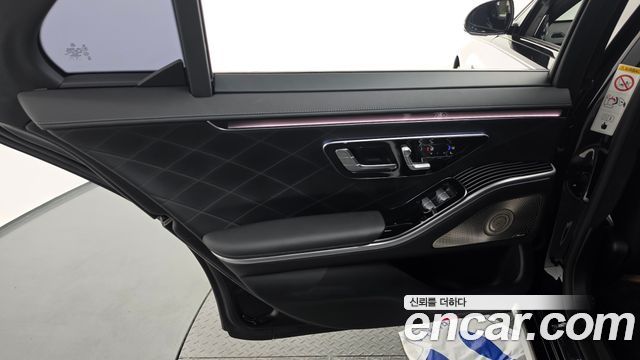 Mercedes-Benz S-Class 2021 — photo 15