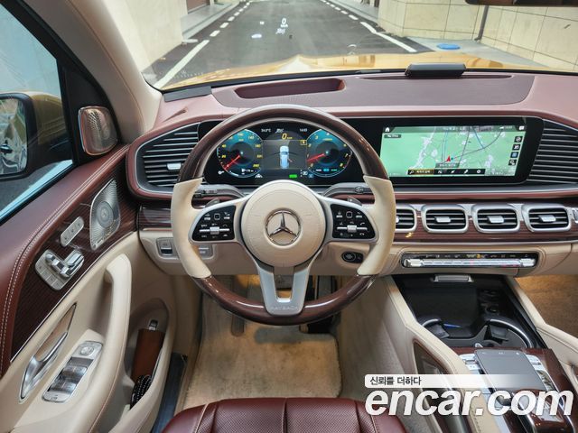 Mercedes-Benz GLS-Class 2021 — photo 13
