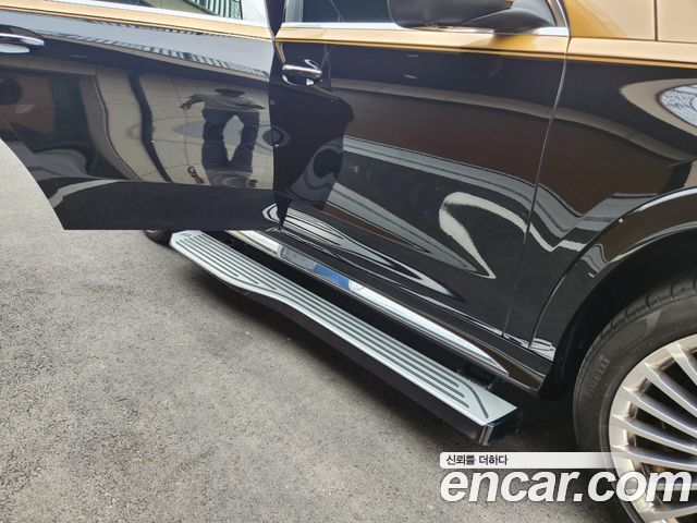 Mercedes-Benz GLS-Class 2021 — photo 16