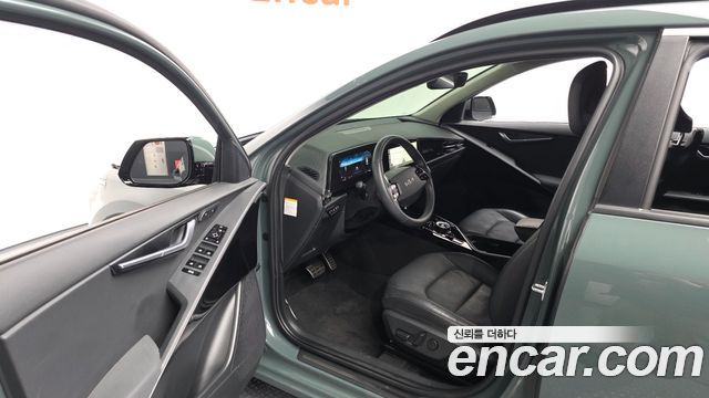 Kia Niro 2023 — photo 13