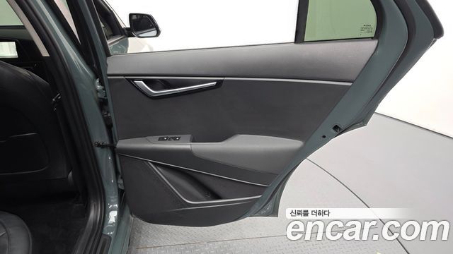Kia Niro 2023 — photo 15