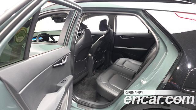 Kia Niro 2023 — photo 16