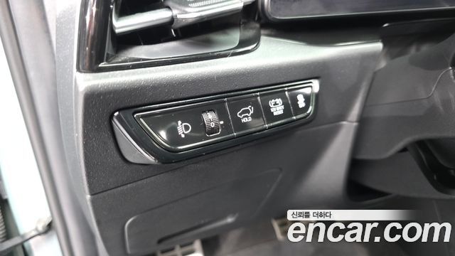 Kia Niro 2023 — photo 31