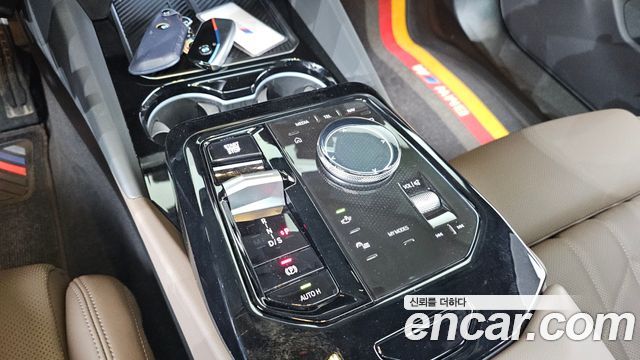 BMW 5-Series 2024 — photo 12