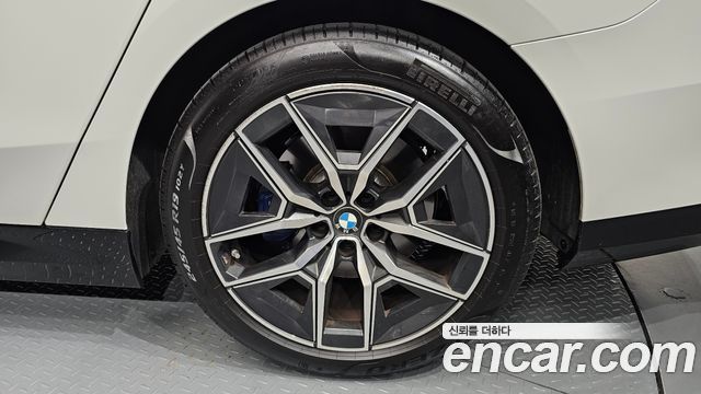 BMW 5-Series 2024 — photo 7