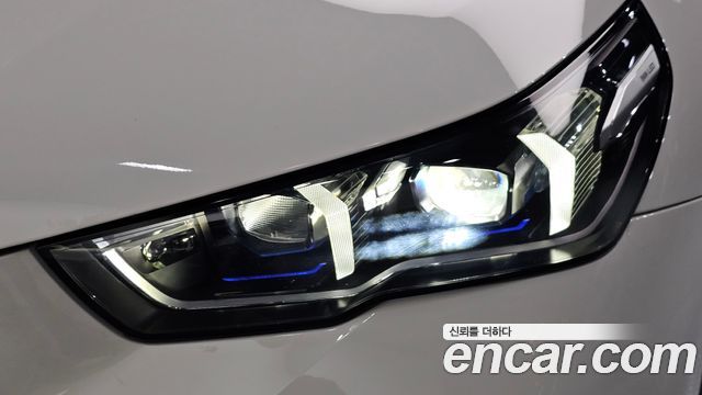 BMW 5-Series 2024 — photo 8