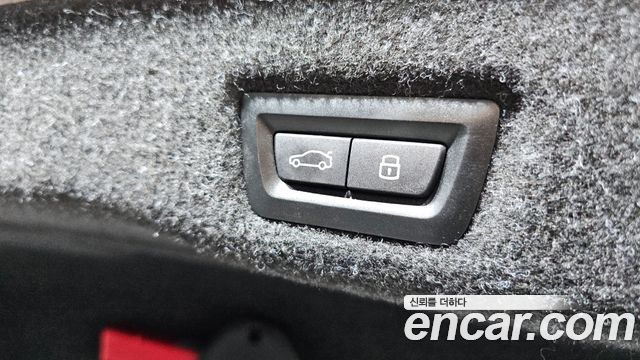 BMW 5-Series 2024 — photo 33