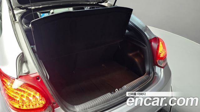 Hyundai Veloster 2012 — photo 20