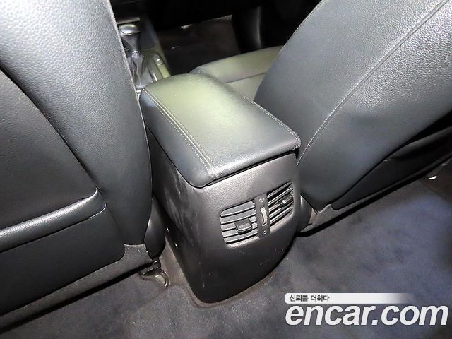 Kia K3 2015 — photo 18