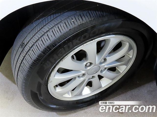 Kia K3 2015 — photo 20