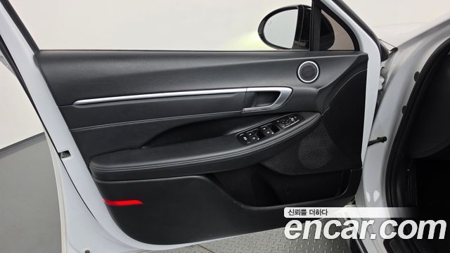 Hyundai Sonata 2023 — photo 14