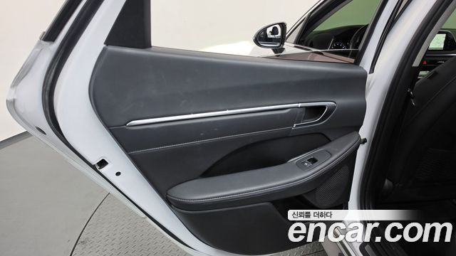 Hyundai Sonata 2023 — photo 15