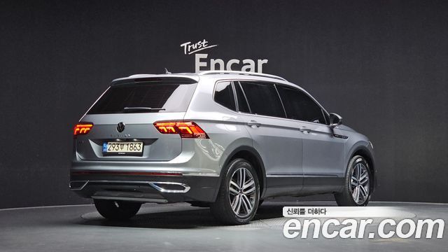 Volkswagen Tiguan 2022 — photo 2