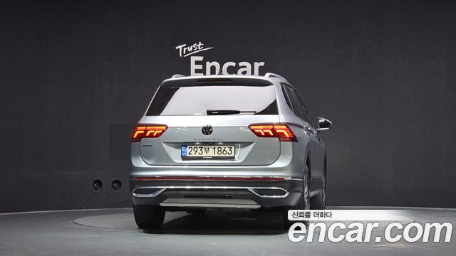 Volkswagen Tiguan 2022 — photo 4