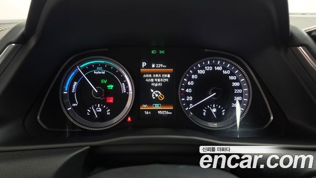 Hyundai Sonata 2023 — photo 8