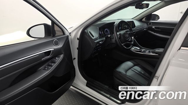 Hyundai Sonata 2023 — photo 10