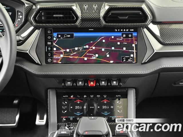 Lamborghini Urus 2025 — photo 14