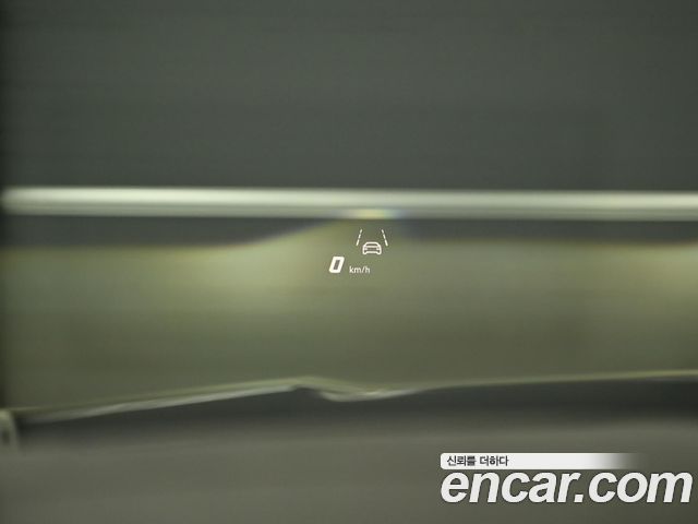 Lamborghini Urus 2025 — photo 18