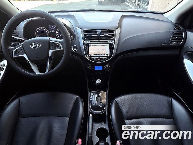 Hyundai Accent 2012 — photo 6