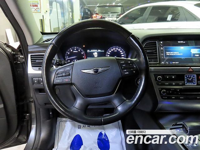 Genesis G80 2017 — photo 8