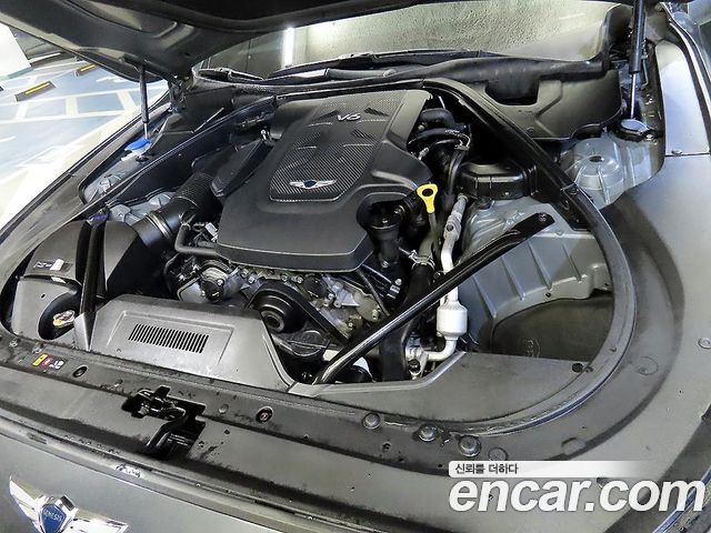 Genesis G80 2017 — photo 18