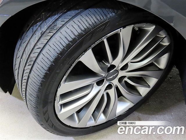 Genesis G80 2017 — photo 19