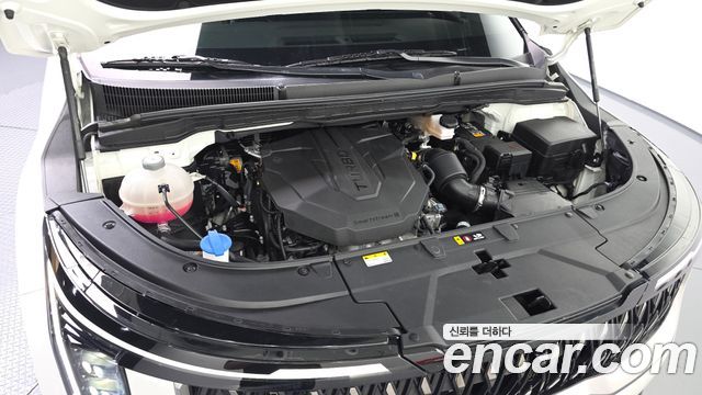 Kia Canival 2025 — photo 6
