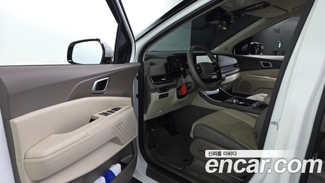 Kia Canival 2025 — photo 13