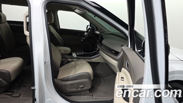 Kia Canival 2025 — photo 17