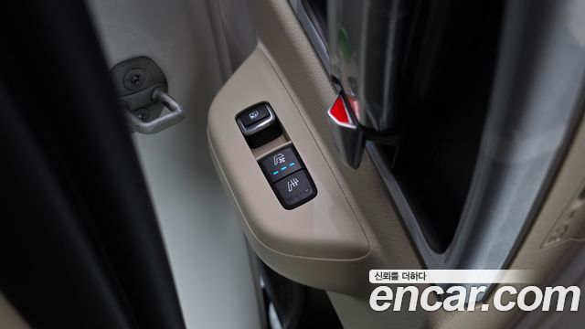 Kia Canival 2025 — photo 25