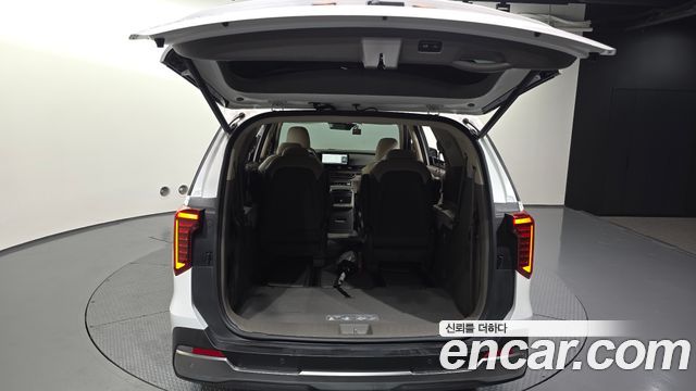 Kia Canival 2025 — photo 26