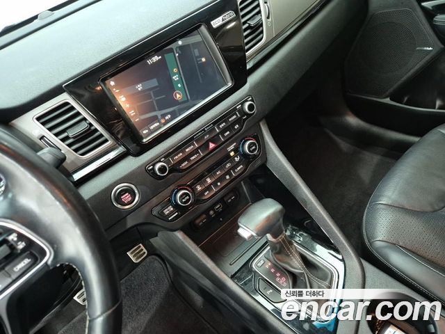 Kia Niro 2017 — photo 10