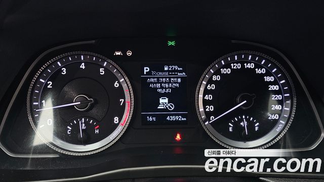 Hyundai Sonata 2021 — photo 11