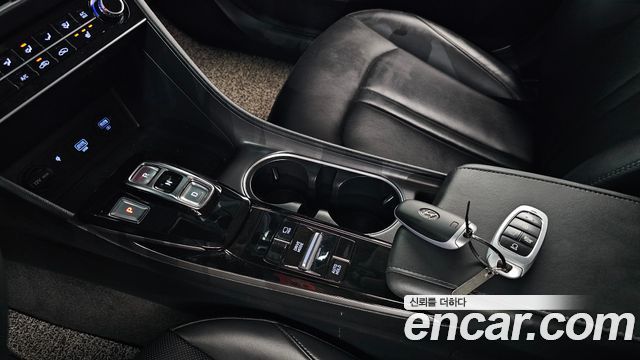 Hyundai Sonata 2021 — photo 12